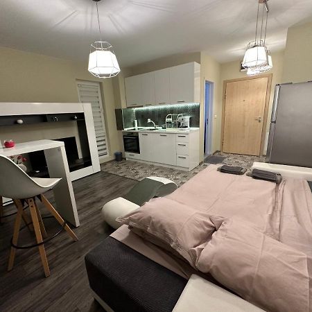 Uni Time Apartment By Lmg Sofia Eksteriør billede
